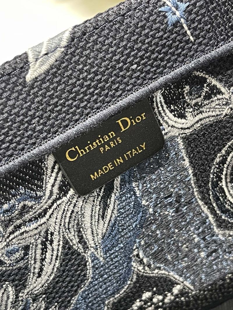 Christian Dior Shopping Bags